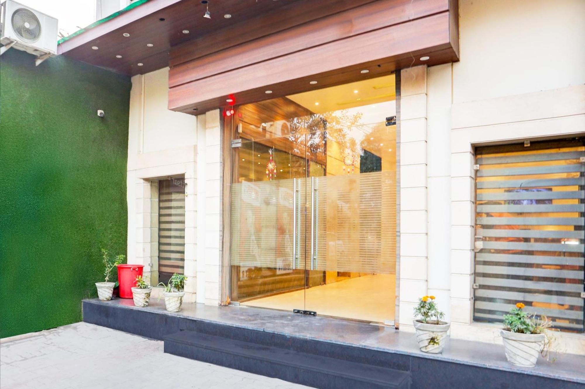 Hotel Super Collection O Amritsar Near Bus Stand Exterior foto